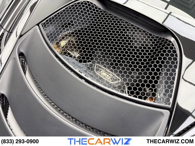 Used 2018 McLaren 720S Performance photo 24