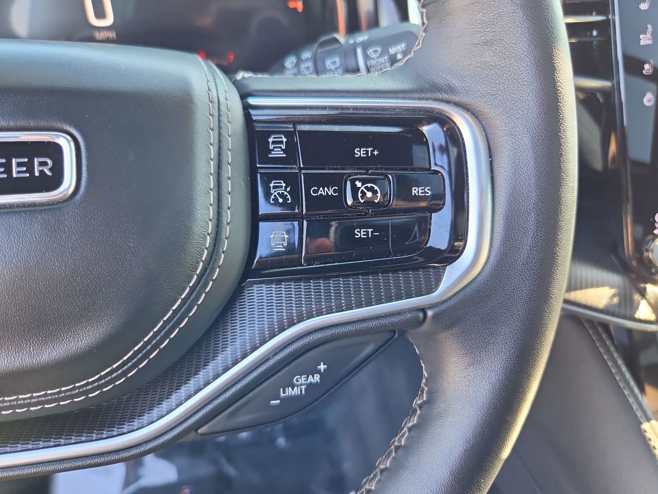 2024 Jeep Grand Wagoneer Series II