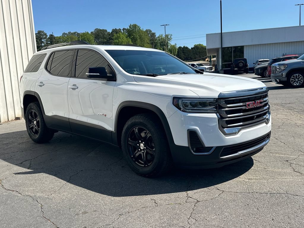 2023 GMC Acadia AT4