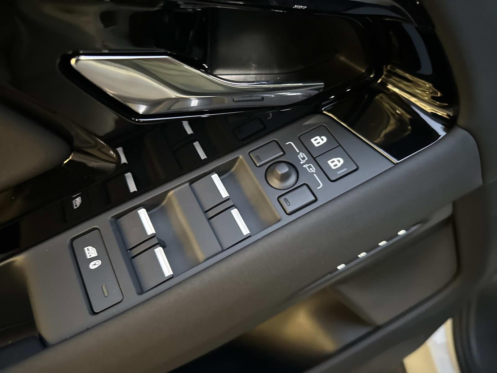 2026 Land Rover Range Rover Evoque S