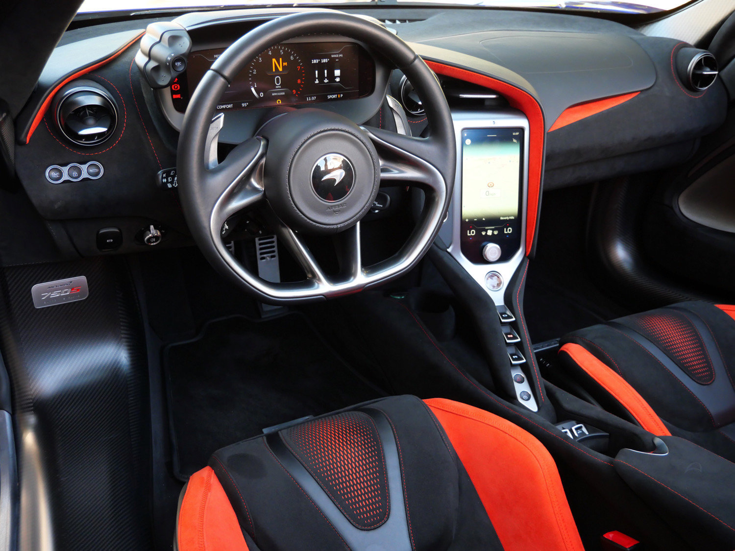 Used 2024 McLaren 750S Spider photo 8