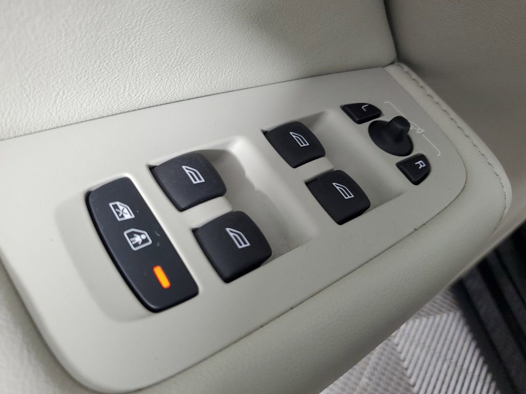 2023 Volvo Xc60 B5 Plus