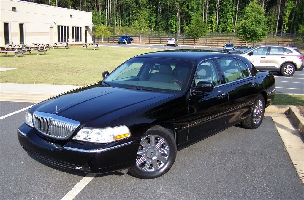 Used Lincoln Town Car Cartier L for Sale Near Me in Rome GA