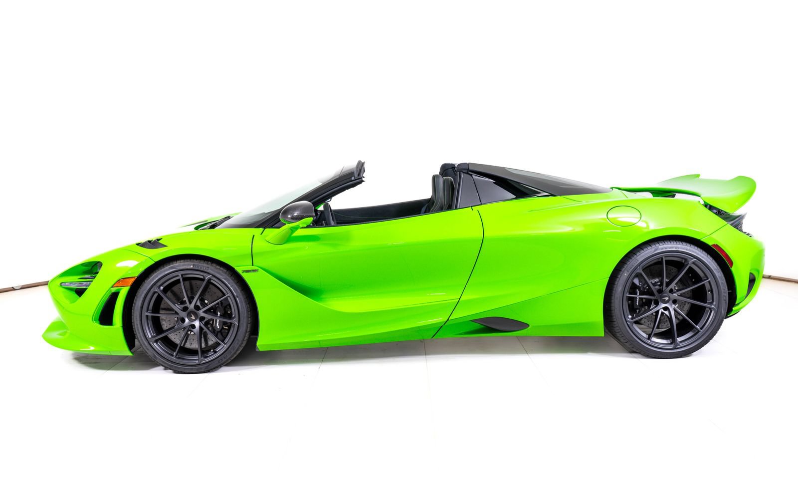 New 2027 McLaren 750S Spider 2