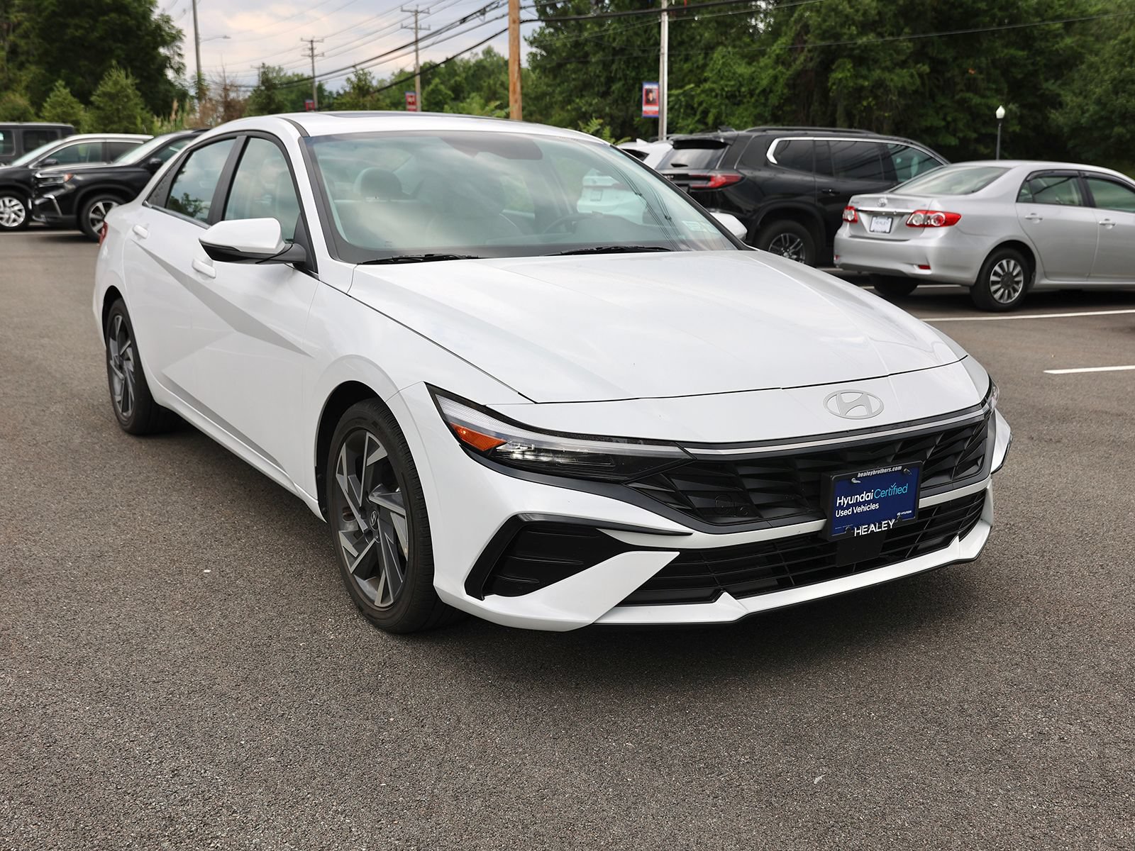 Certified 2025 Hyundai Elantra Limited
