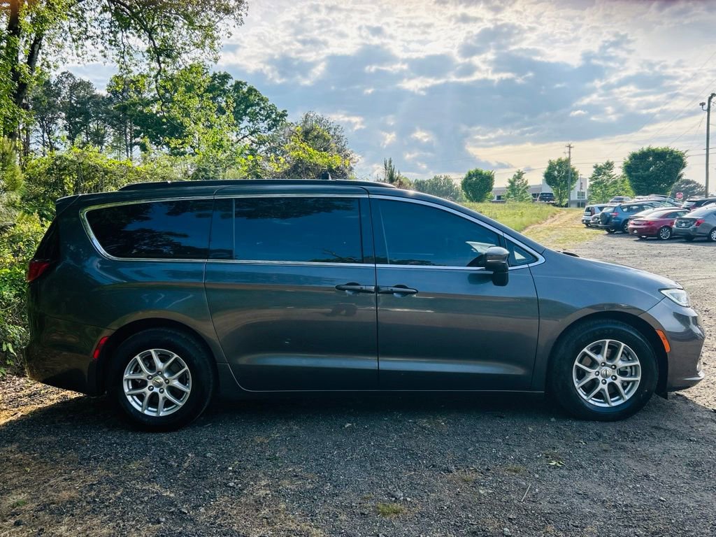 2022 Chrysler Pacifica Touring-L