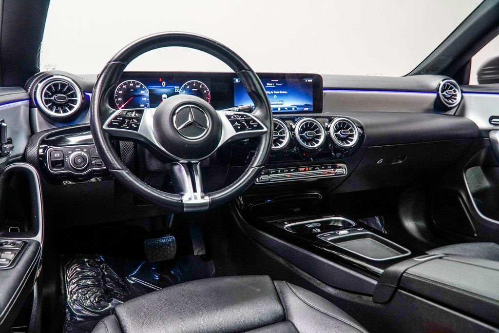 2025 Mercedes-Benz CLA 250