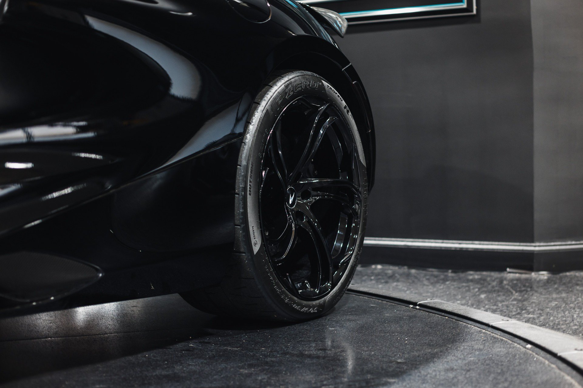 Used 2024 McLaren 750S Spider photo 50