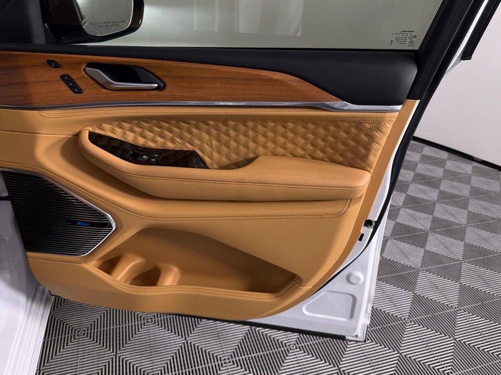 2025 Jeep Grand Cherokee L Summit