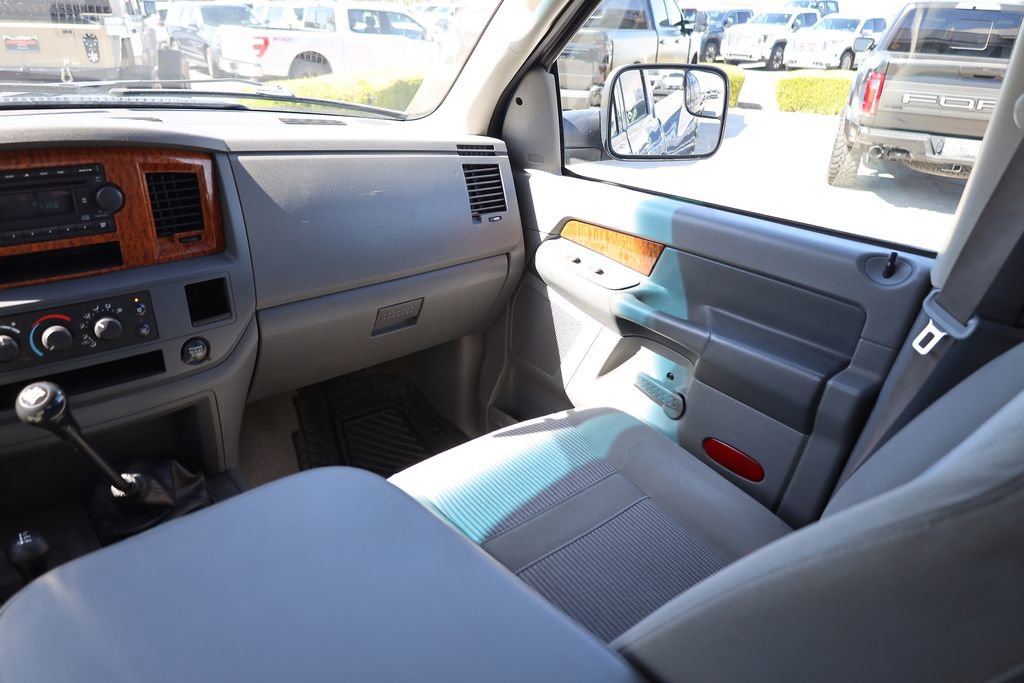 2006 Dodge Ram 2500 Truck SLT