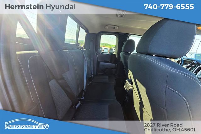 2018 Nissan Titan SV