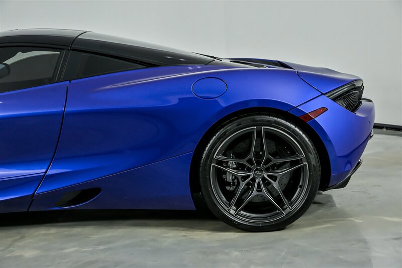 Used 2019 McLaren 720S Performance photo 9