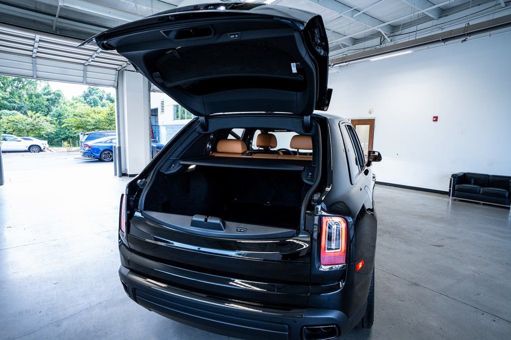 2022 Rolls-Royce Cullinan Black Badge