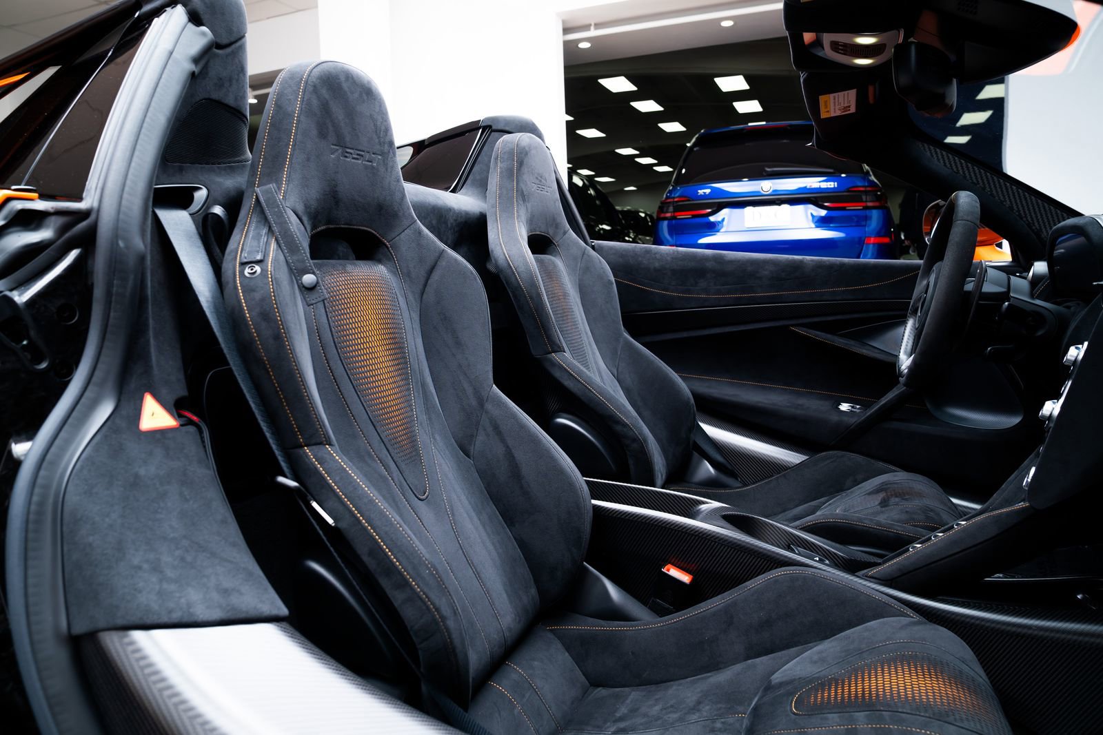 Used 2022 McLaren 765LT photo 17