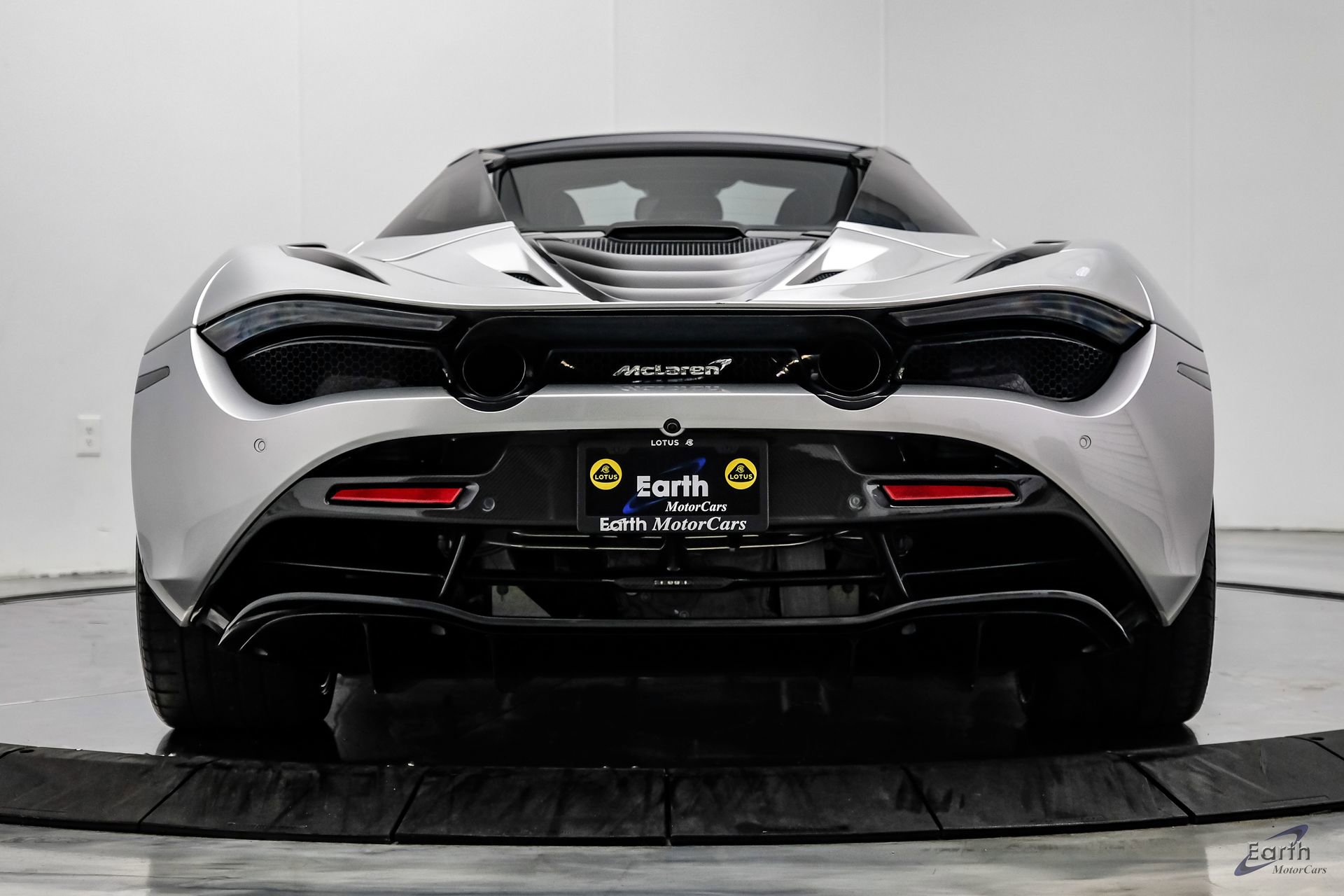 Used 2020 McLaren 720S Luxury photo 17