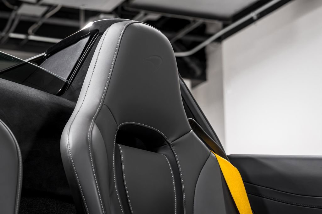Used 2022 McLaren 720S Spider photo 27