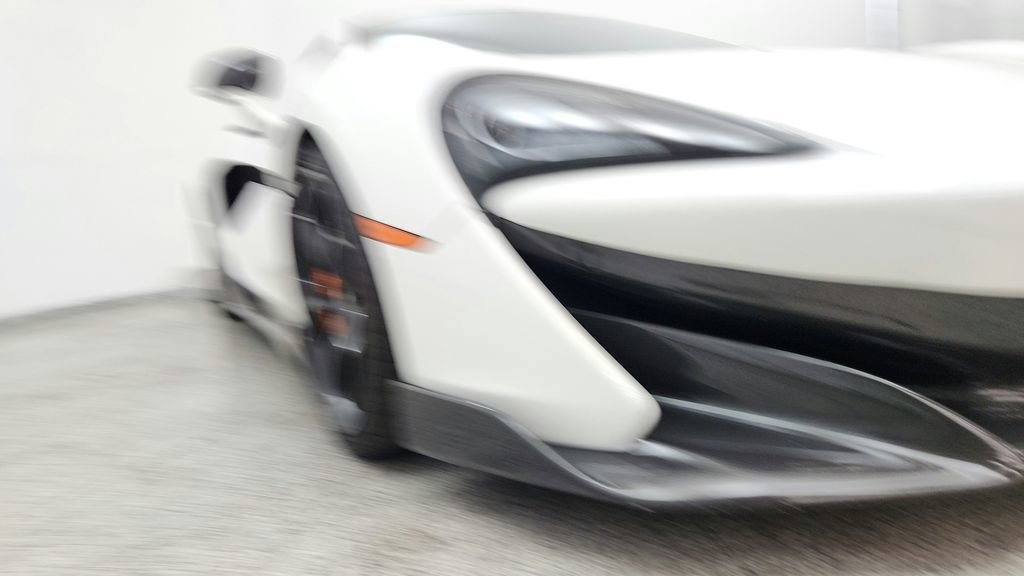 Used 2019 McLaren 600LT photo 14