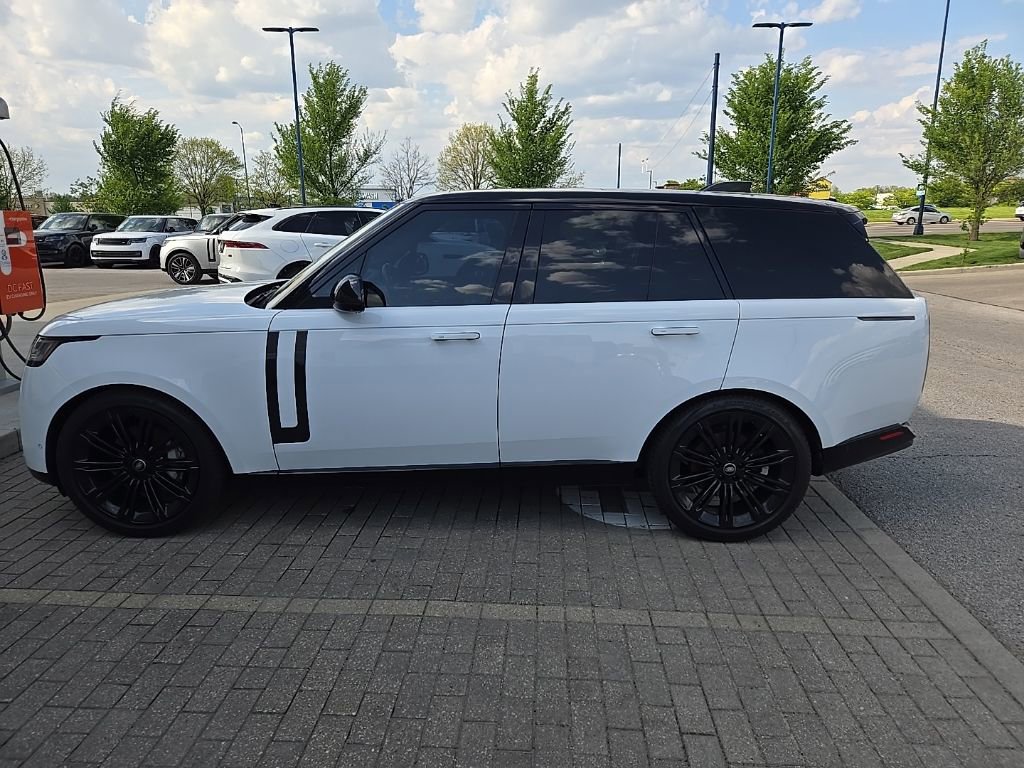 2022 Land Rover Range Rover SE