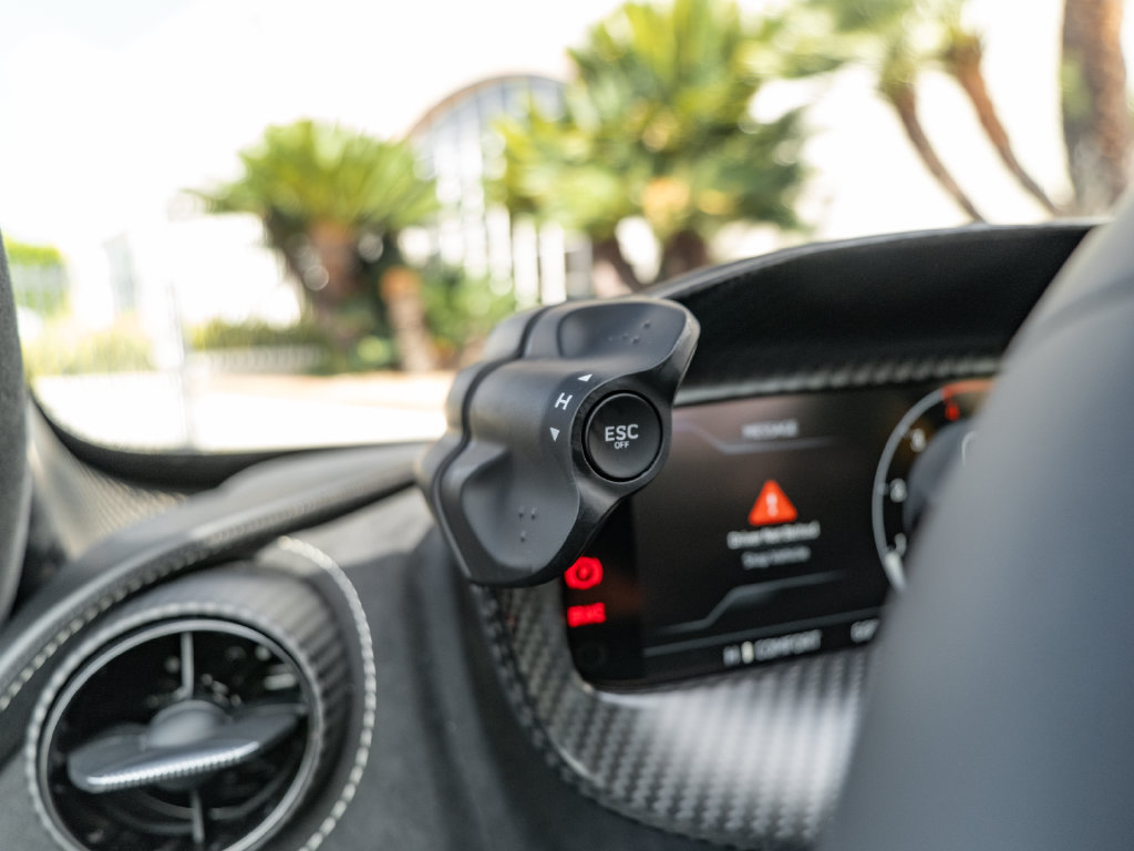 New 2027 McLaren 750S photo 16