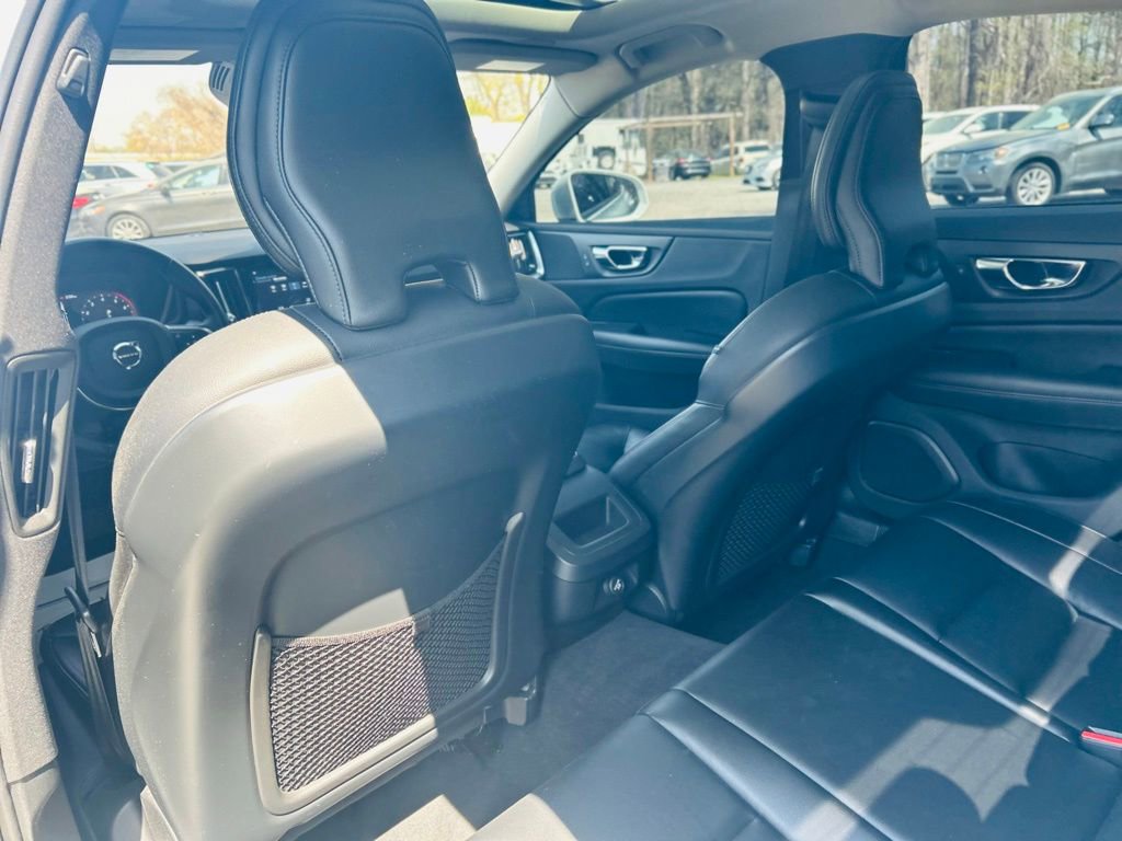 2020 Volvo S60 T5 Momentum