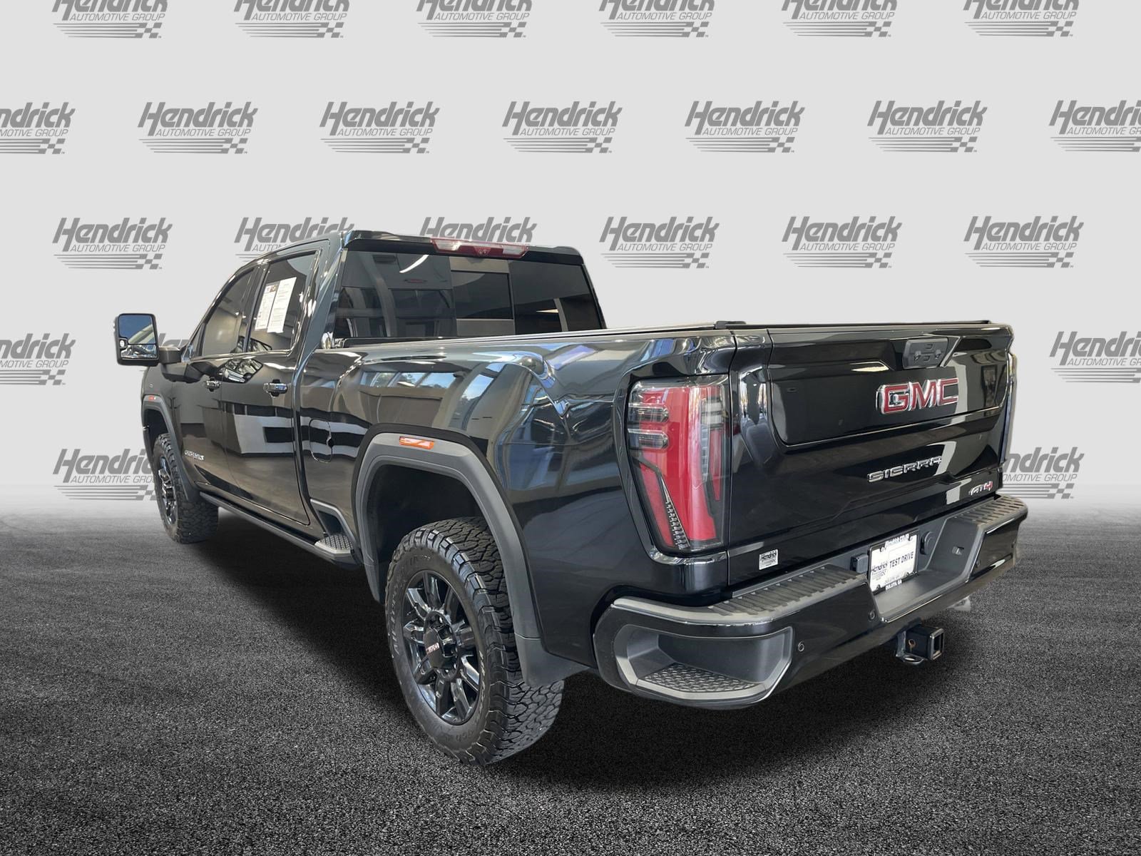 2024 GMC Sierra 2500 AT4