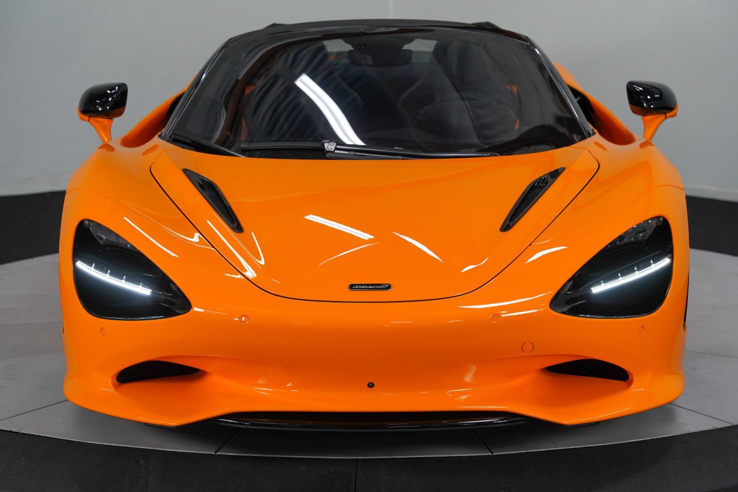 Used 2024 McLaren 750S Spider photo 10