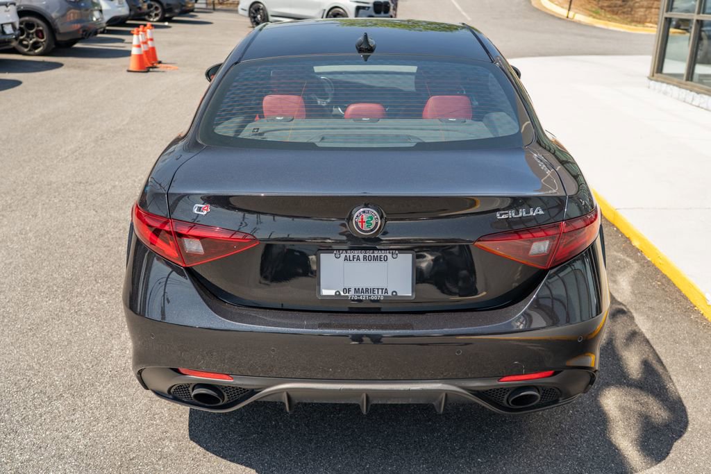 2022 Alfa Romeo Giulia Veloce