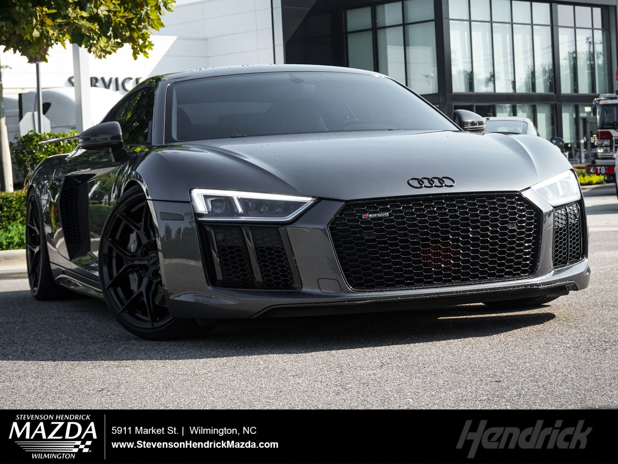Used 2018 Audi R8 V10 plus