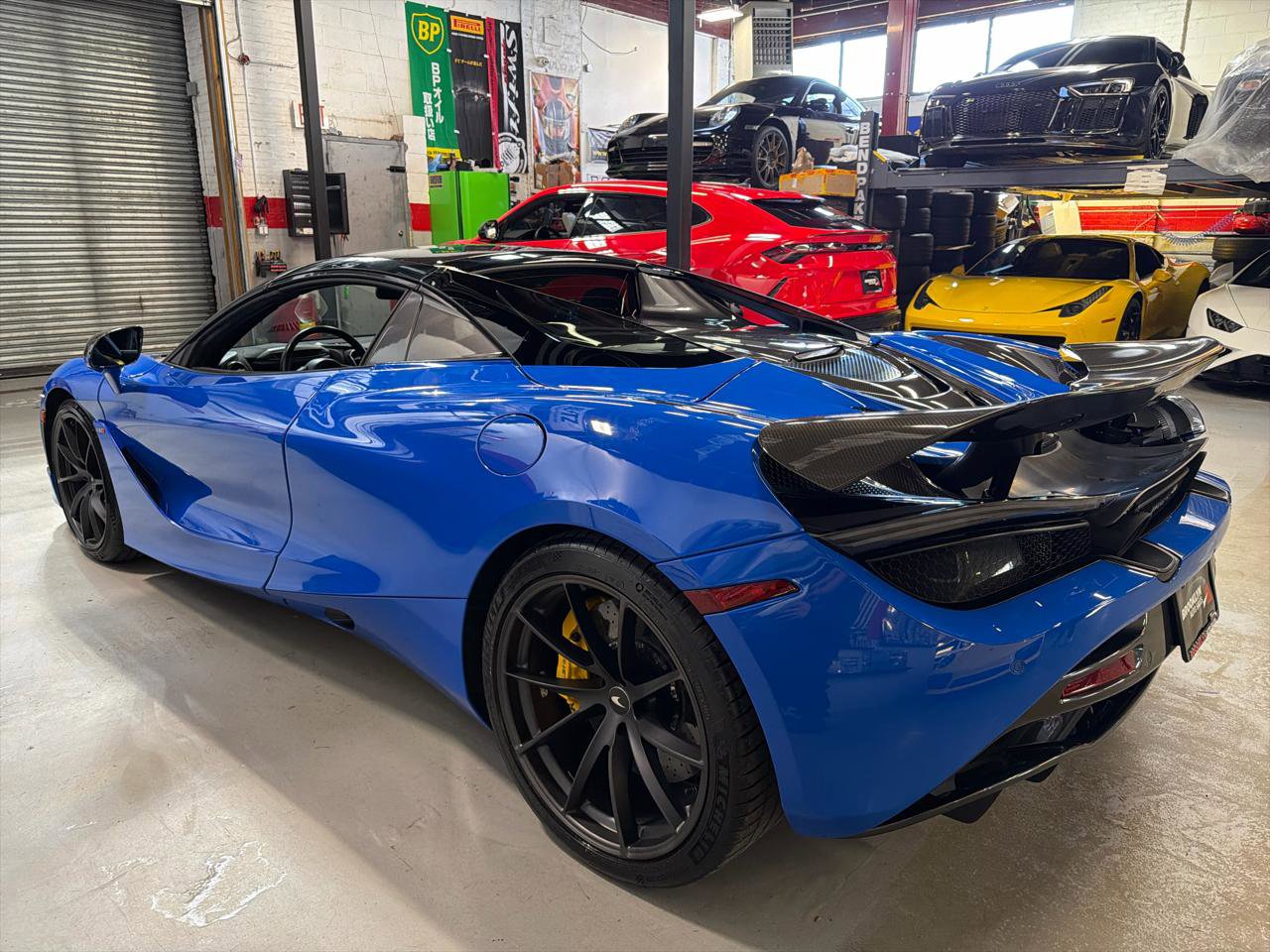 Used 2020 McLaren 720S Performance photo 29