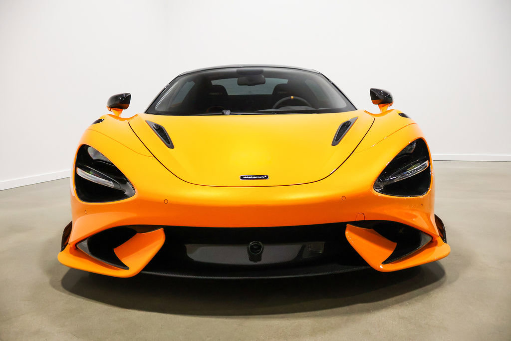 Used 2022 McLaren 765LT photo 24