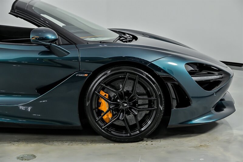 Used 2024 McLaren 750S Spider photo 15