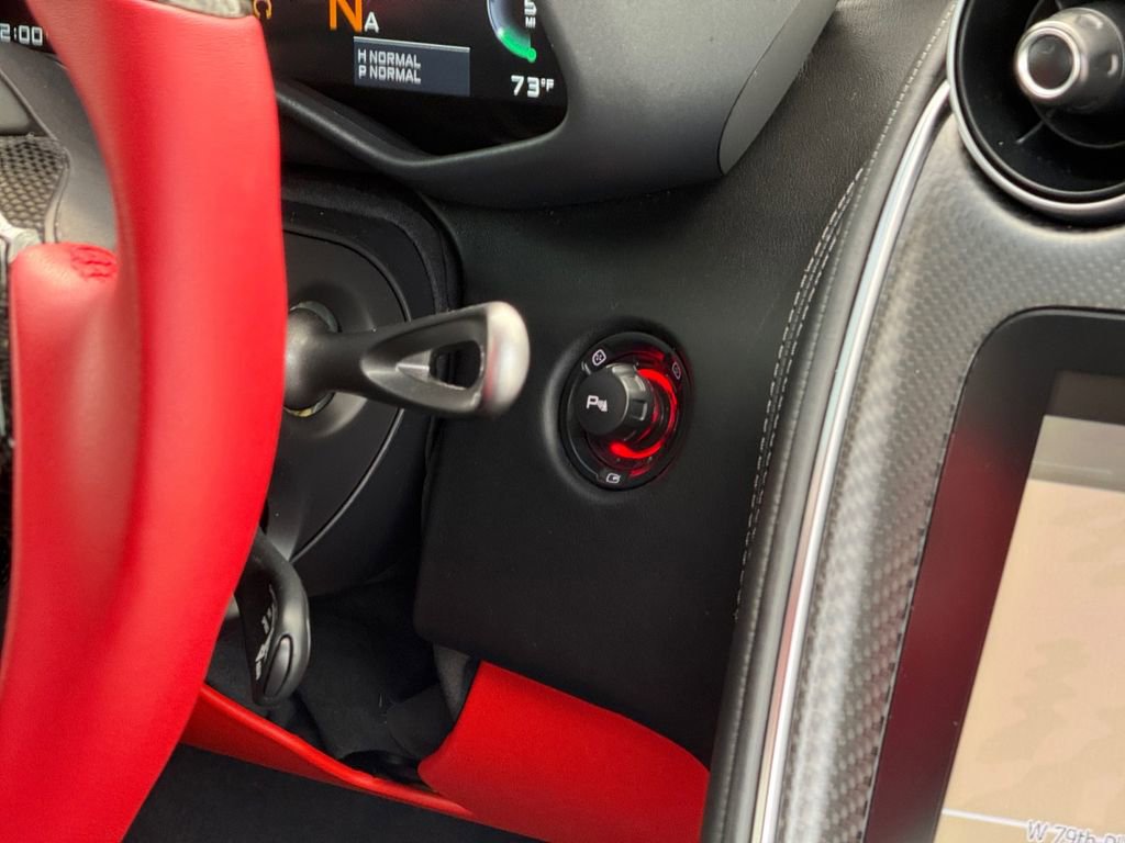 Used 2019 McLaren 600LT photo 43