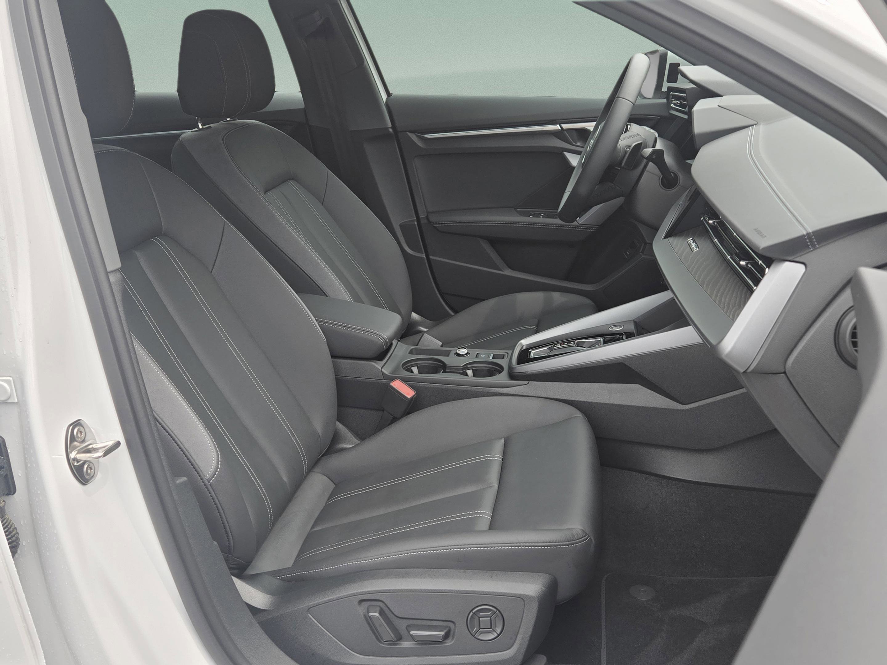 2025 Audi A3 2.0T Premium