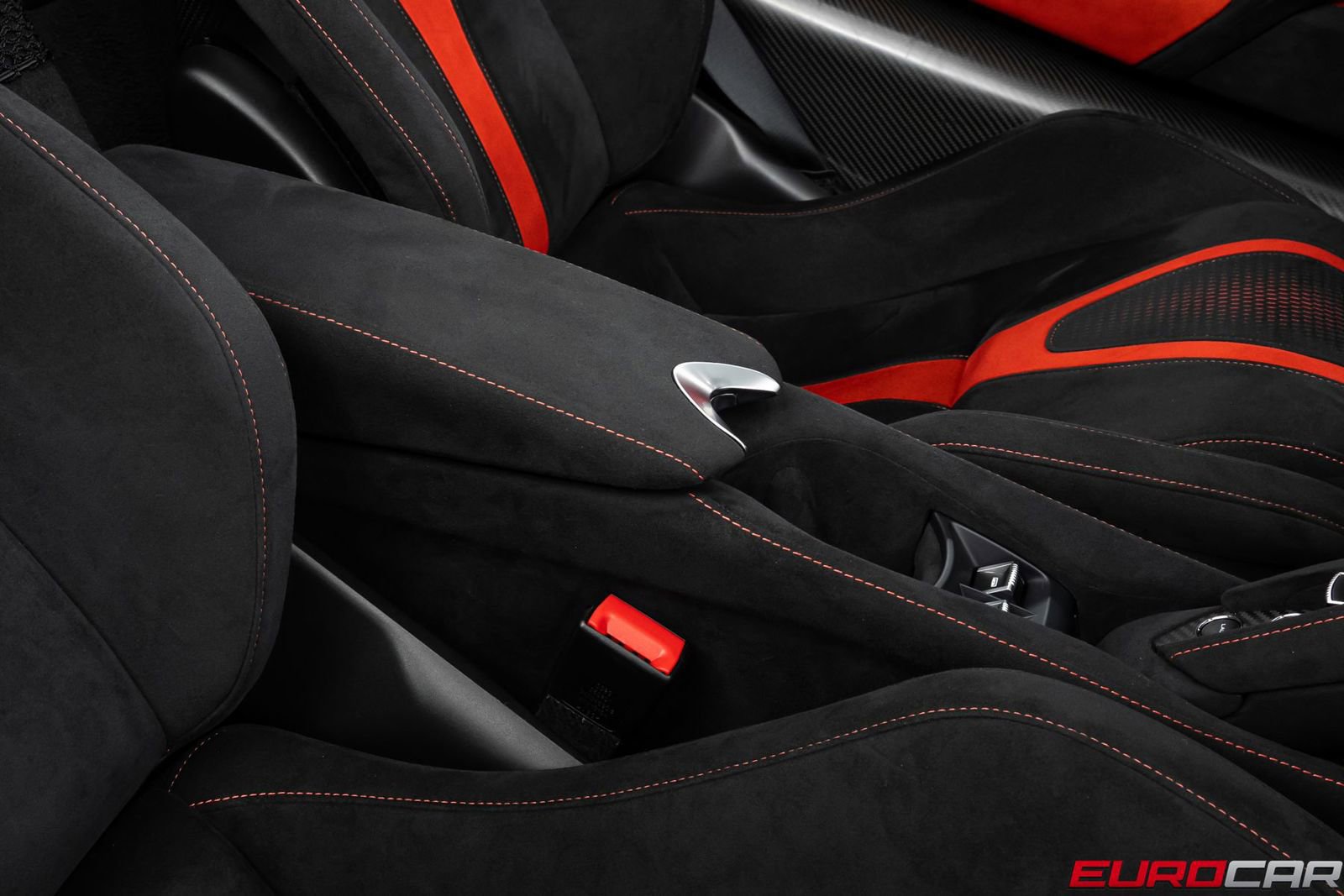 Used 2022 McLaren 765LT photo 41