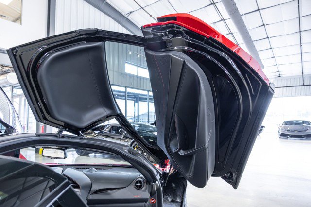 Used 2021 McLaren 765LT photo 49
