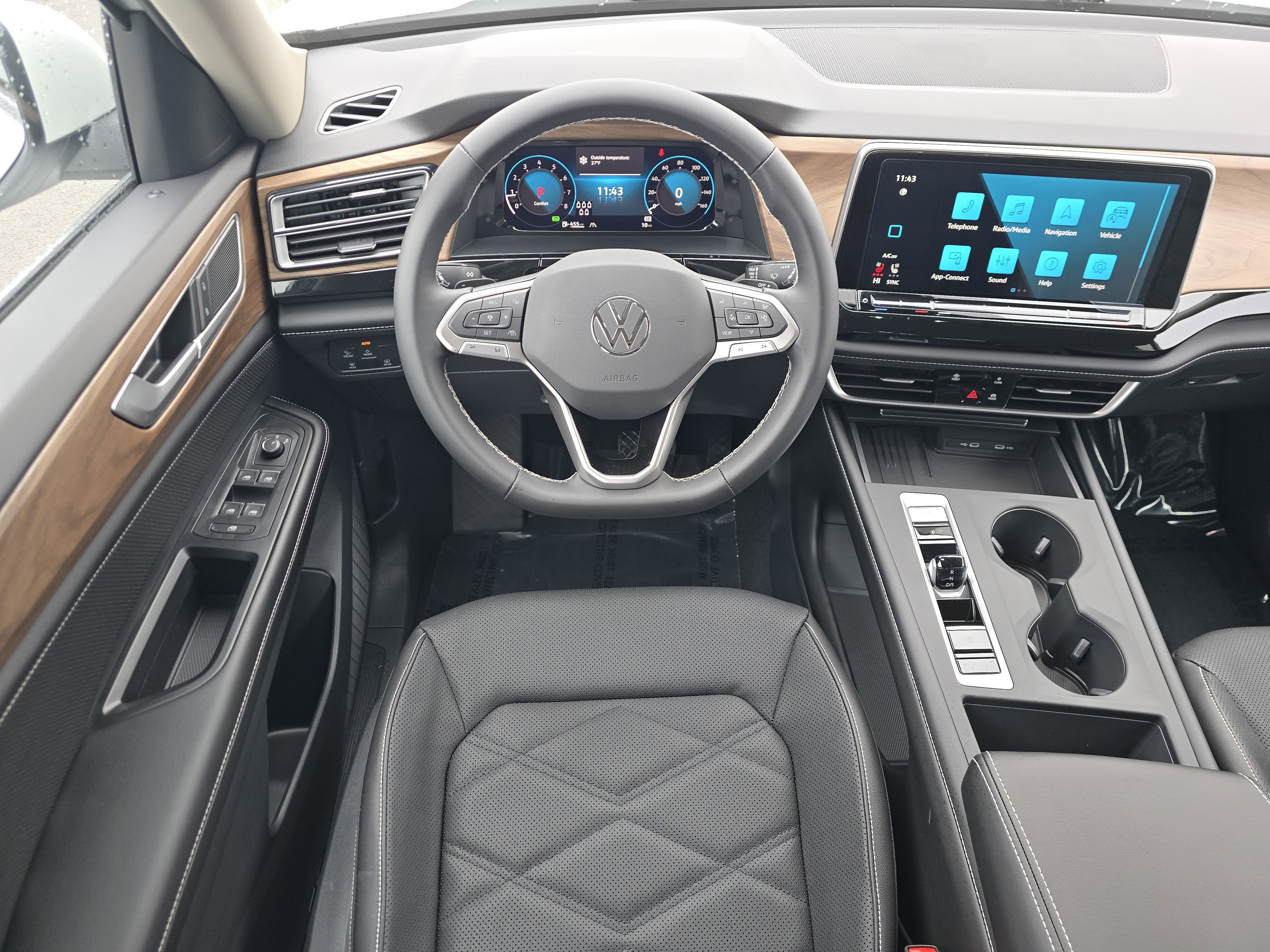 2026 Volkswagen Atlas SE