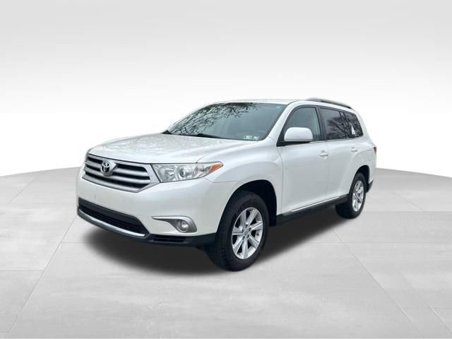Used 2013 Toyota Highlander SE
