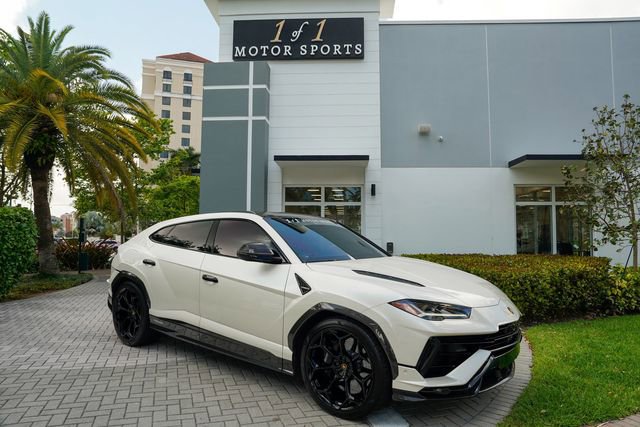 Used 2023 Lamborghini Urus Performante