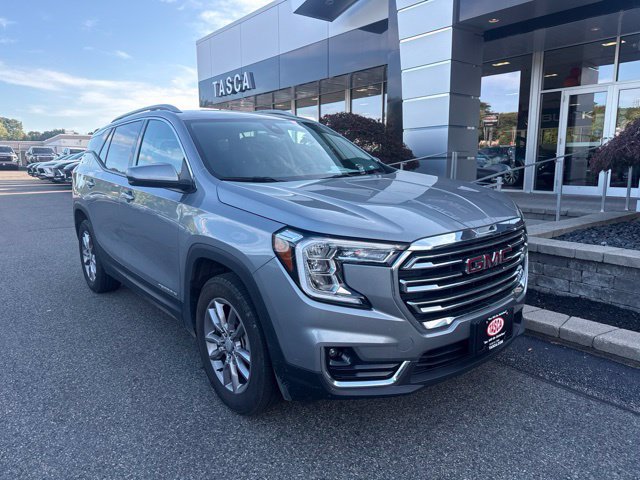 Used 2024 GMC Terrain SLT