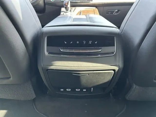 2024 Cadillac Escalade Premium Luxury Platinum