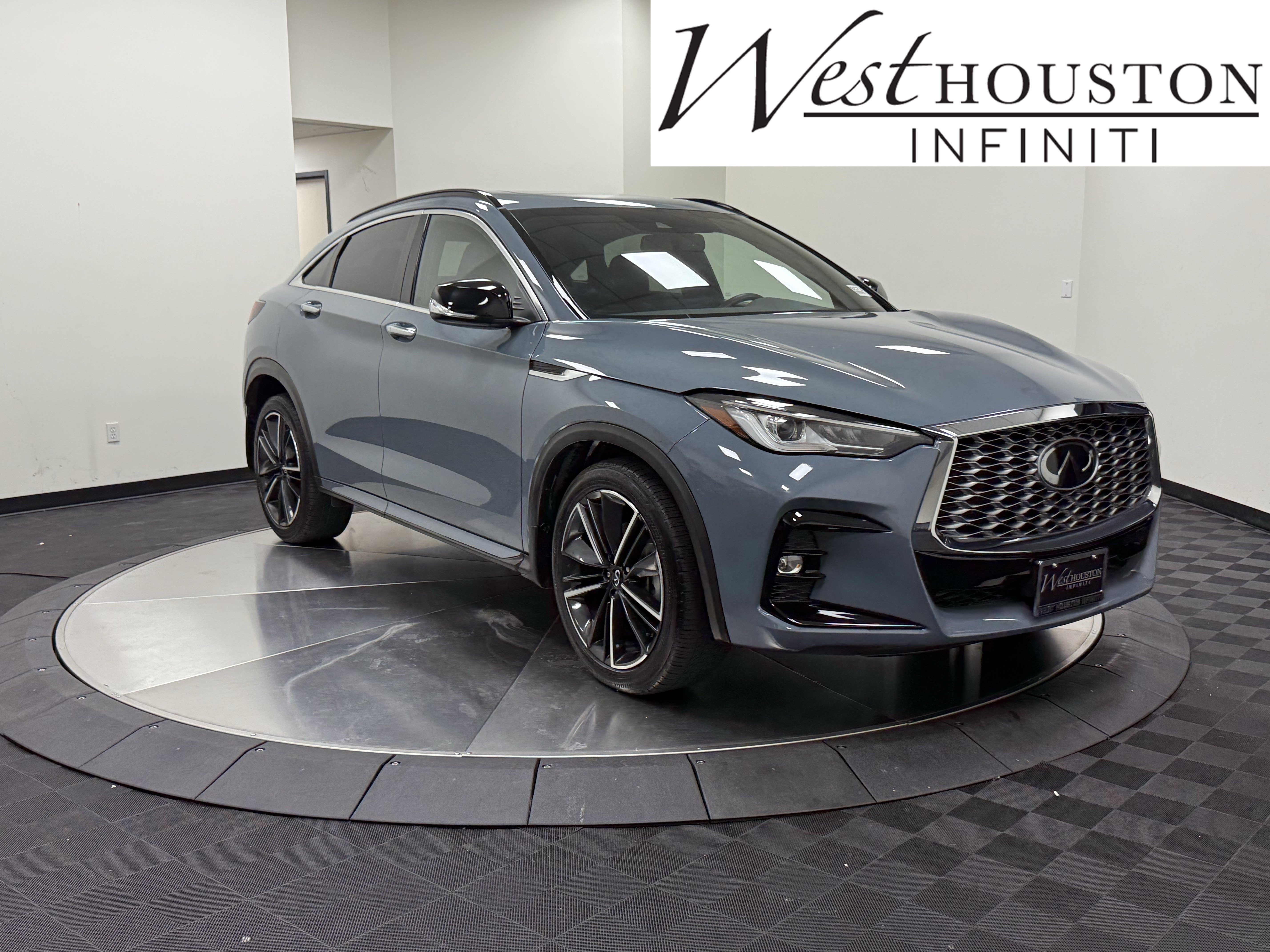 Certified 2023 INFINITI QX55 Luxe w/ Cargo Package
