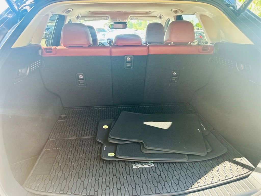 2023 MAZDA Cx-5 Carbon Edition