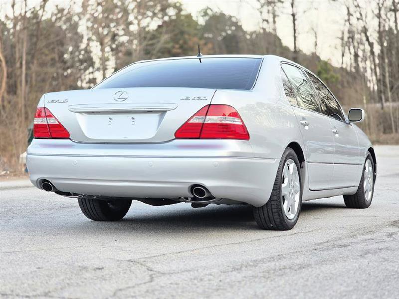 2004 Lexus LS 430