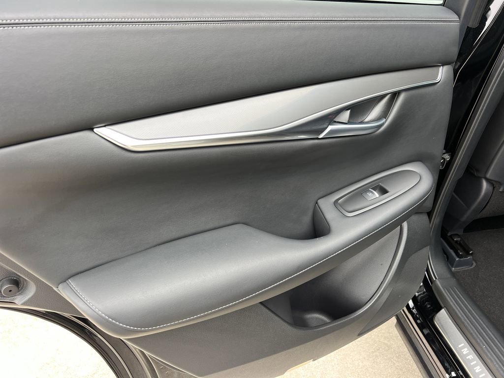 2025 INFINITI Qx50 Luxe