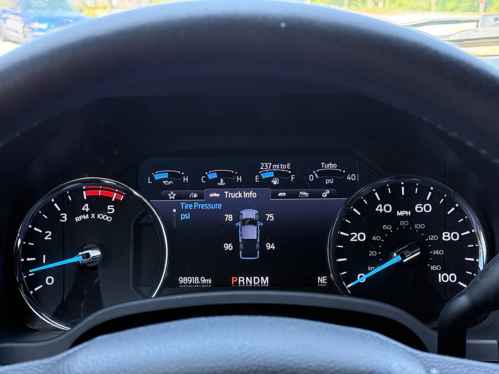 2022 Ford F350 Lariat