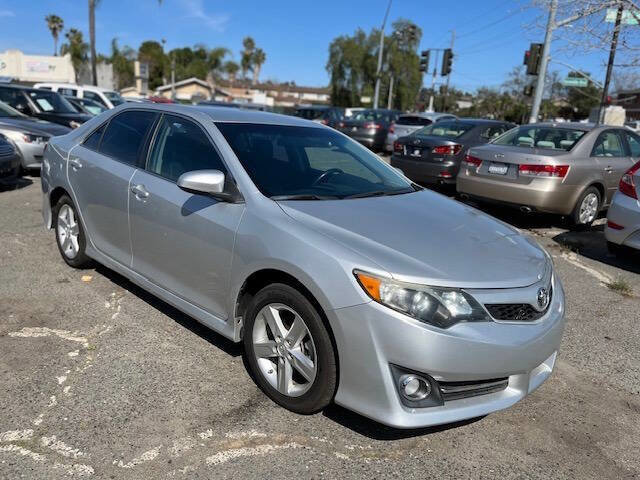 2014 Toyota Camry SE
