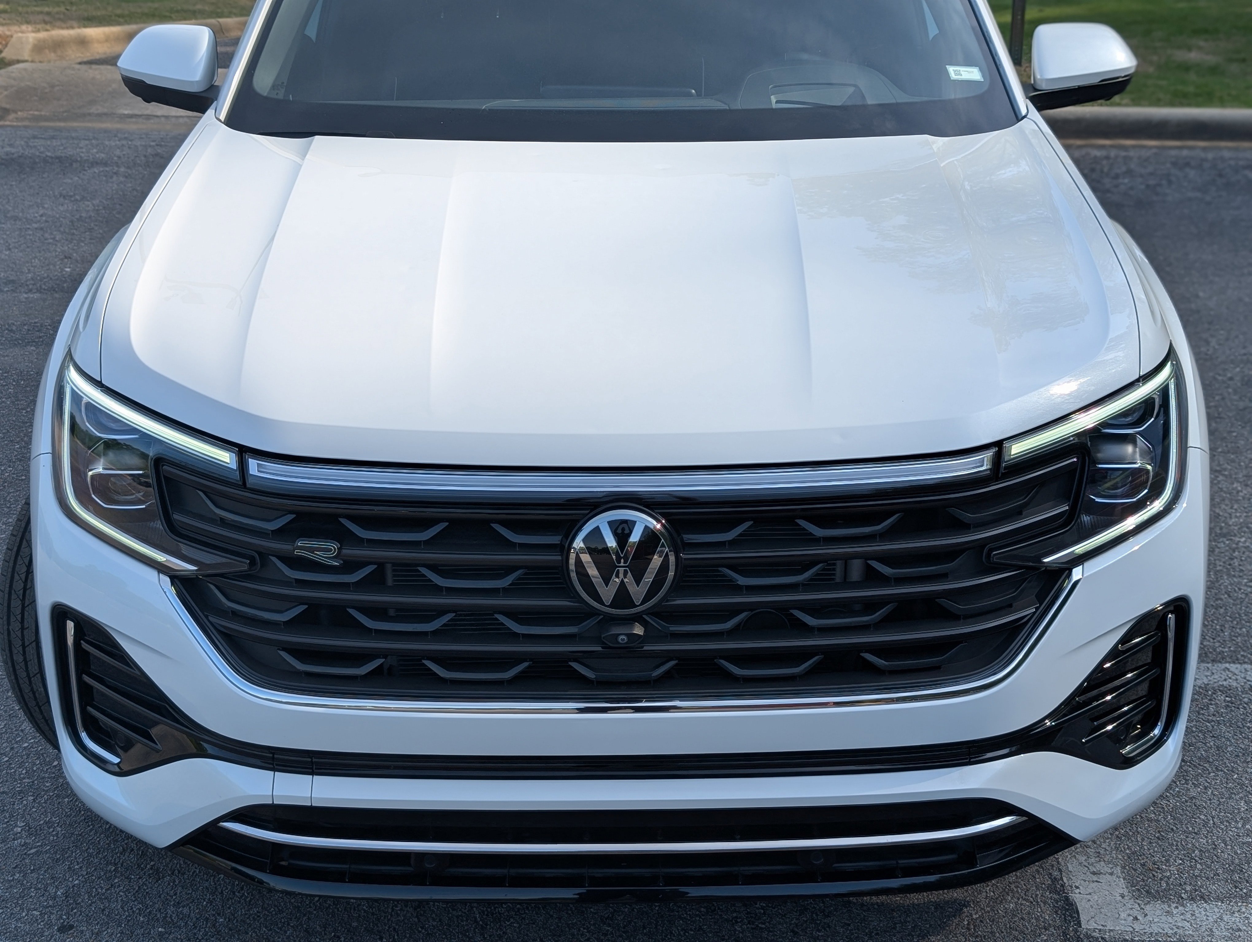2024 Volkswagen Atlas Cross Sport SEL Premium R-Line