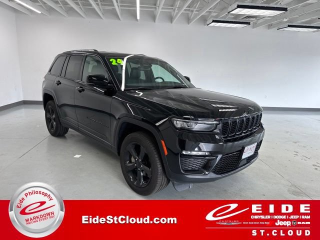 Used 2024 Jeep Grand Cherokee Limited w/ Black Appearance Package