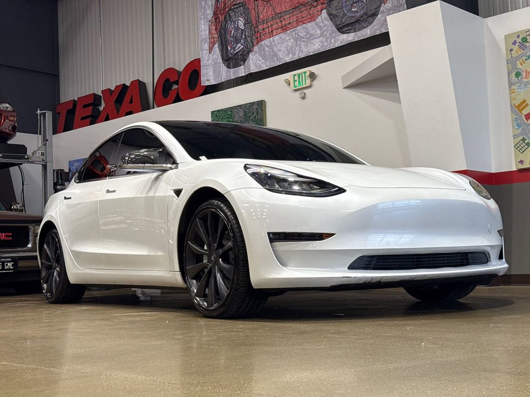 2020 Tesla Model 3 Performance
