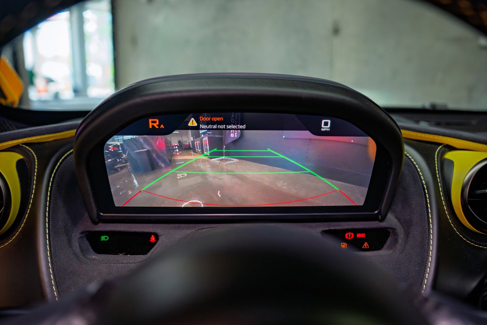 Used 2018 McLaren 720S Performance photo 32